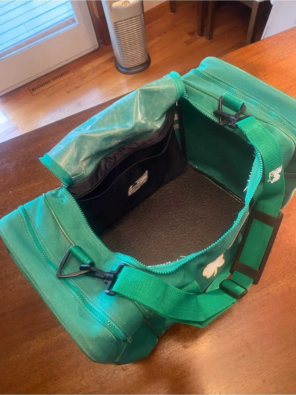 Vintage 80s Starter Boston Celtics NBA green Duffle Gym Travel Bag